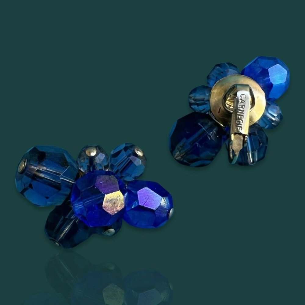 Hattie Carnegie GLASS AB CRYSTAL Blue Beaded Clip On Earrings Aurora Borealis